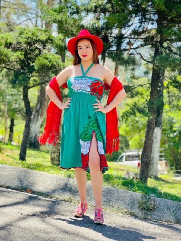 vestido straple tricolor - Imagen 2